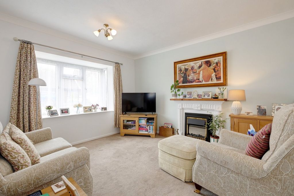 Property photo 3 of 24