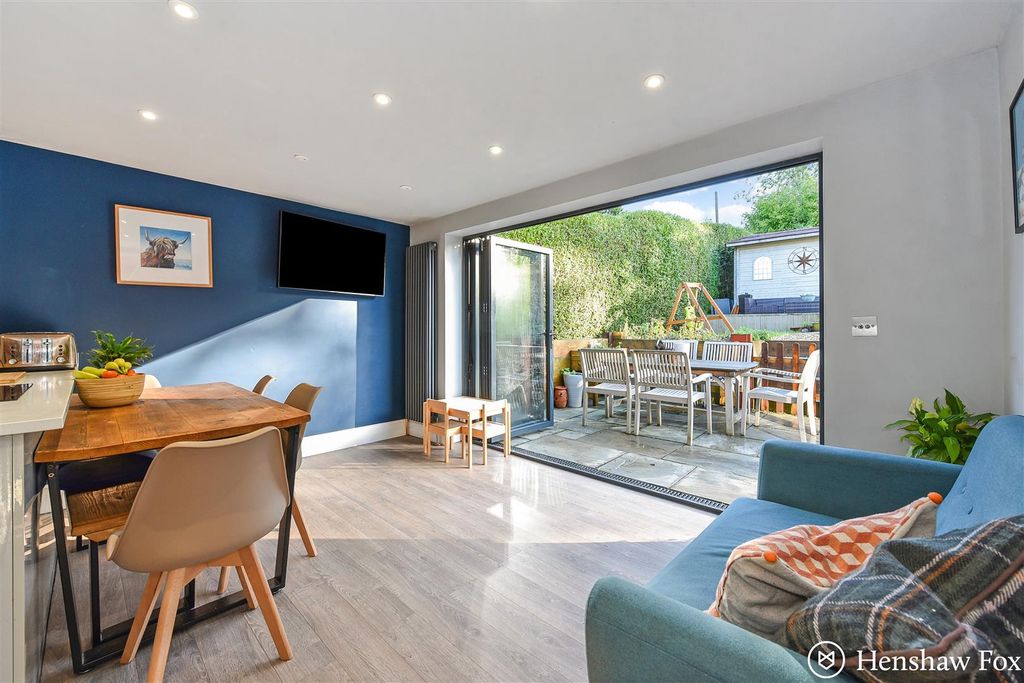 Property photo 2 of 23 Ph13_5514374 - Copy.Jpg