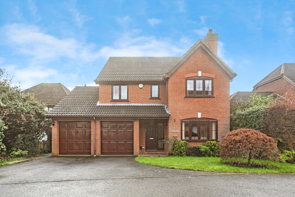 Property photo 1 of 19 Photo #1