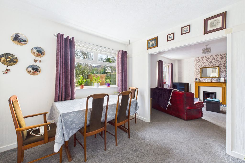 Property photo 3 of 9 Dining Room