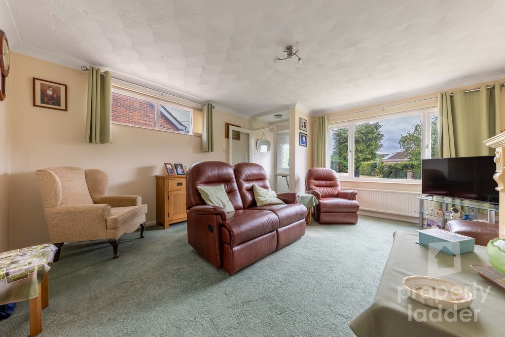 Property photo 2 of 14 Pl-2