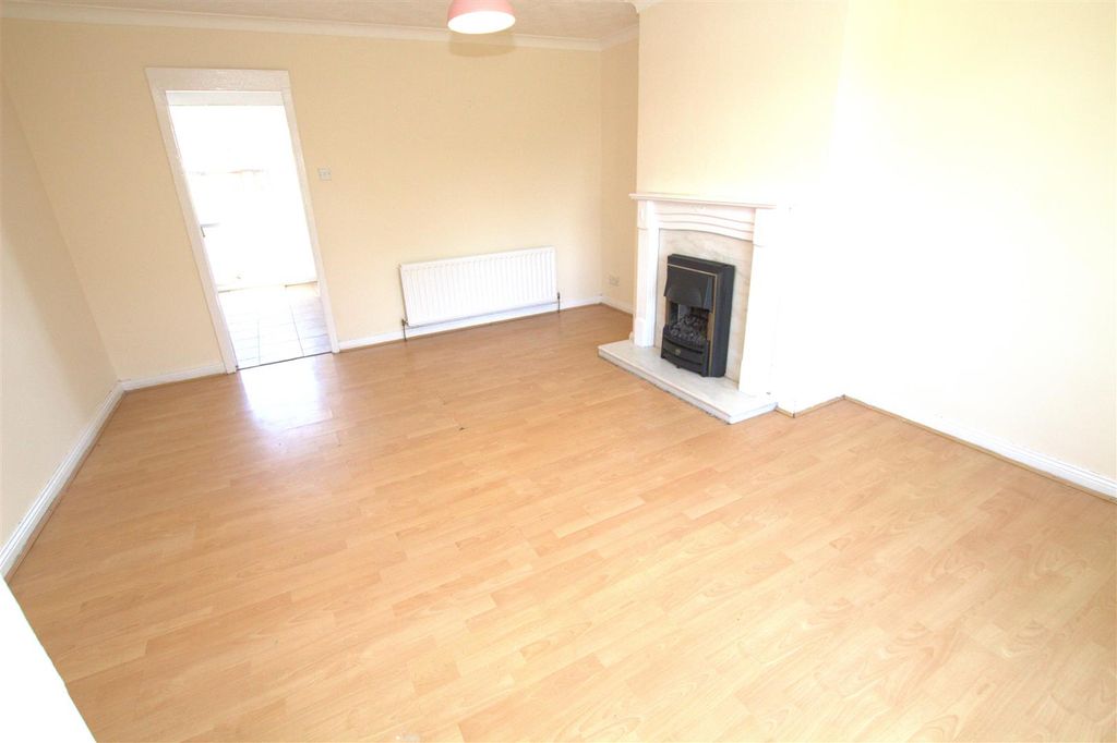 Property photo 2 of 11 Lounge Front Ot Rear.Jpg