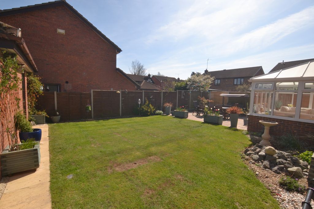 Property photo 3 of 31