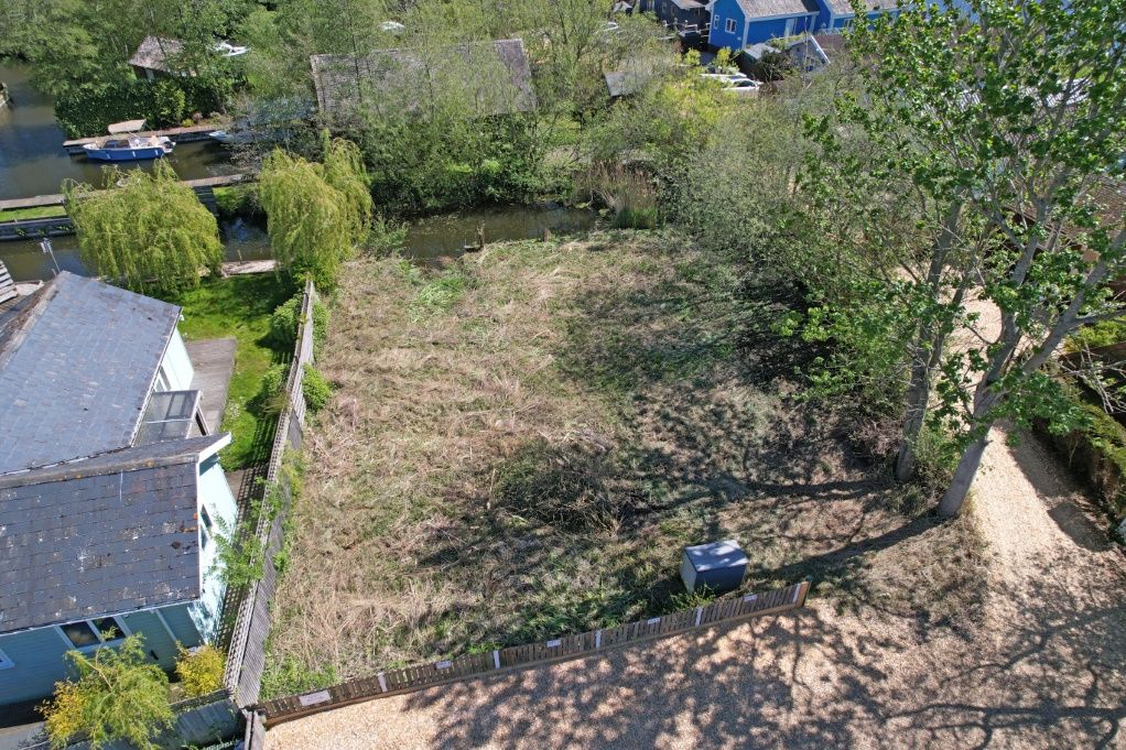 Property photo 3 of 8