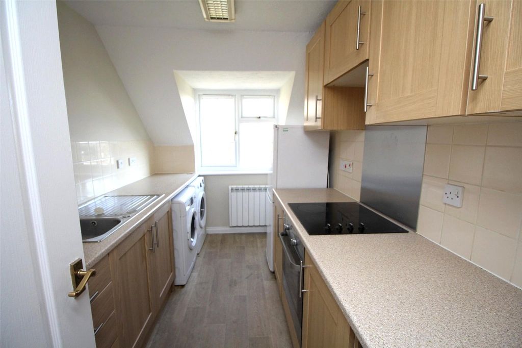 Property photo 2 of 12 Picture No. 31