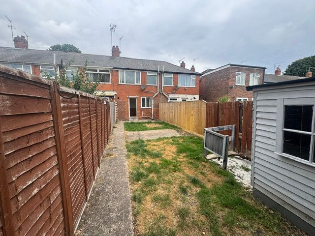 Property photo 3 of 16 Entrance Porch
