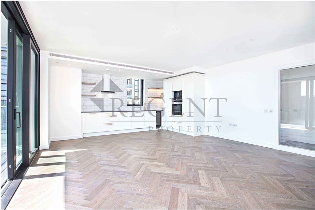 Property photo 2 of 10 Open Plan
