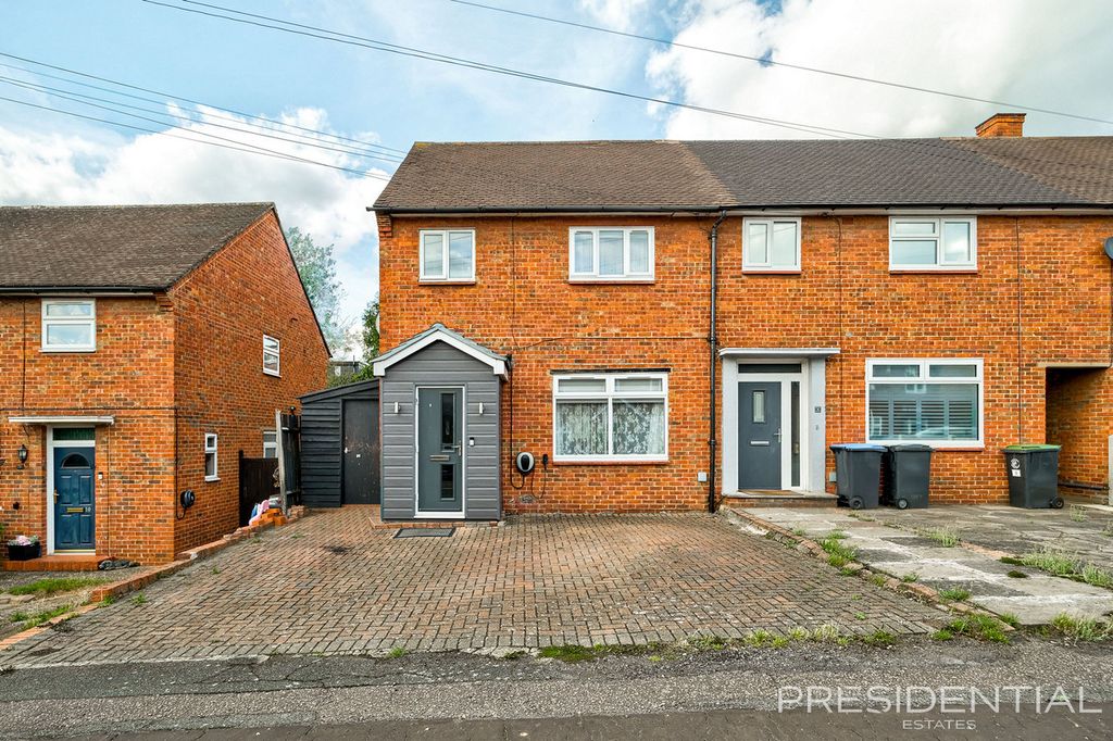 Property photo 1 of 33