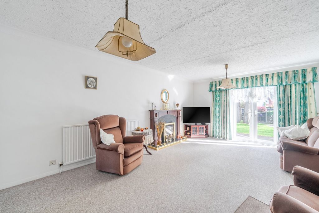 Property photo 2 of 20 Picture No. 15