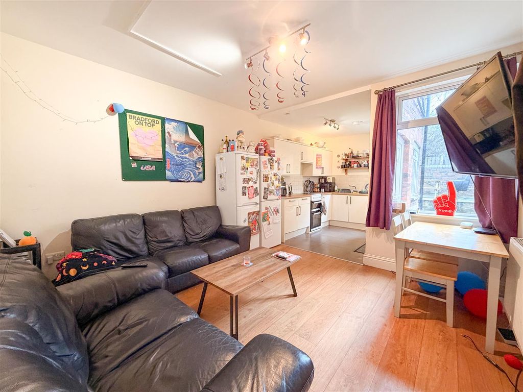 Property photo 2 of 10 Img_1400 2.Jpg