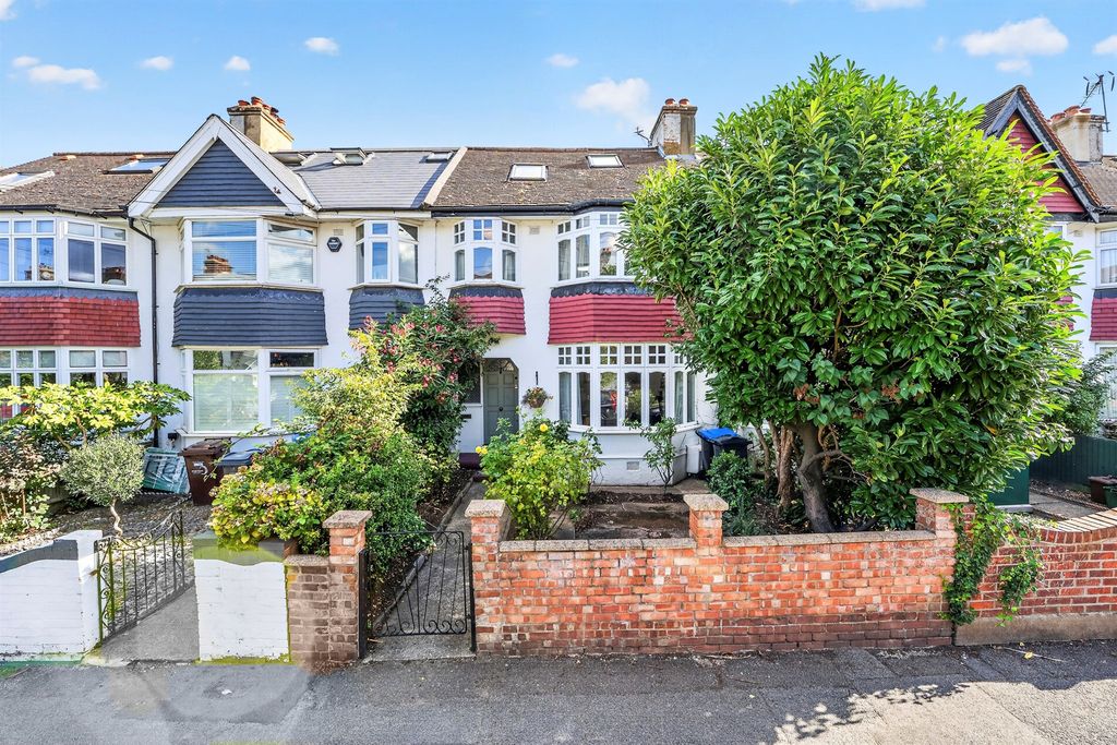 Property photo 1 of 12