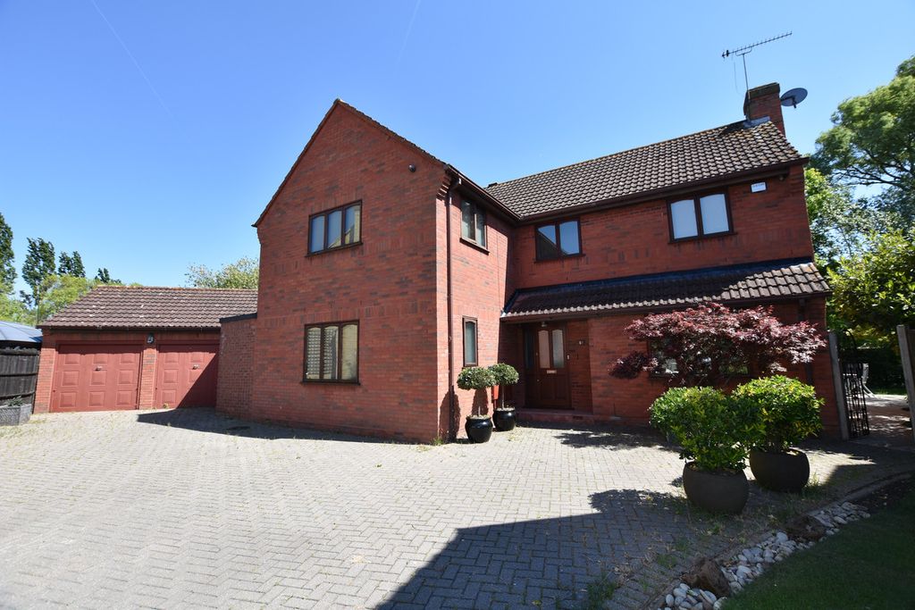Property photo 1 of 24