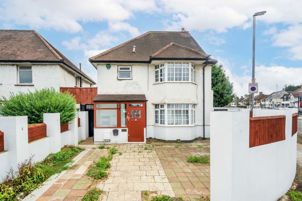 Property photo 1 of 9