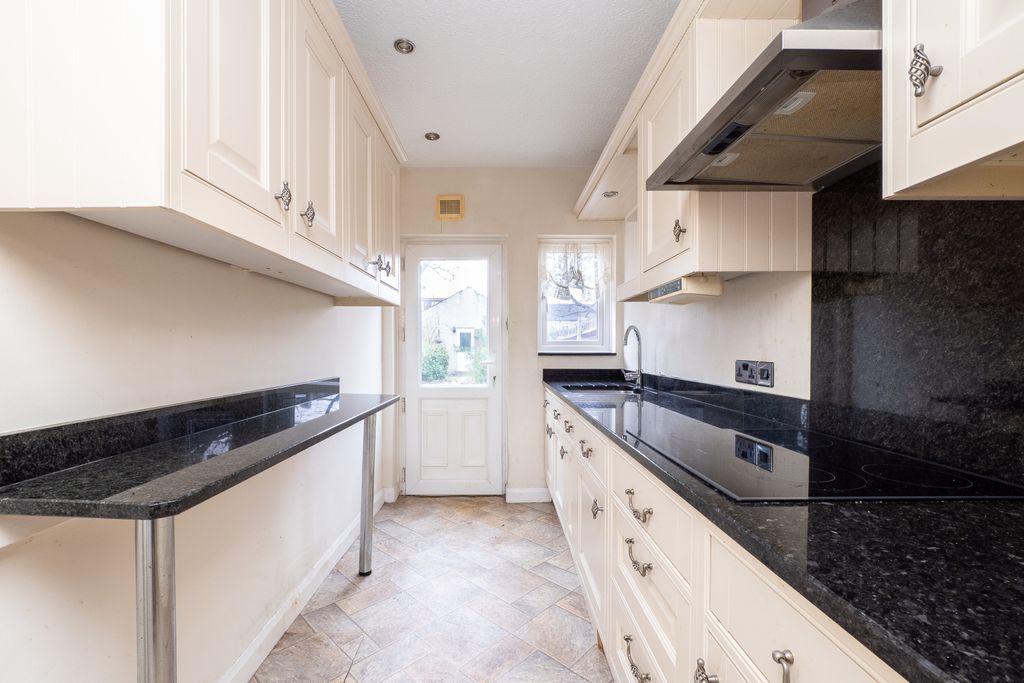 Property photo 3 of 25 Picture No. 09