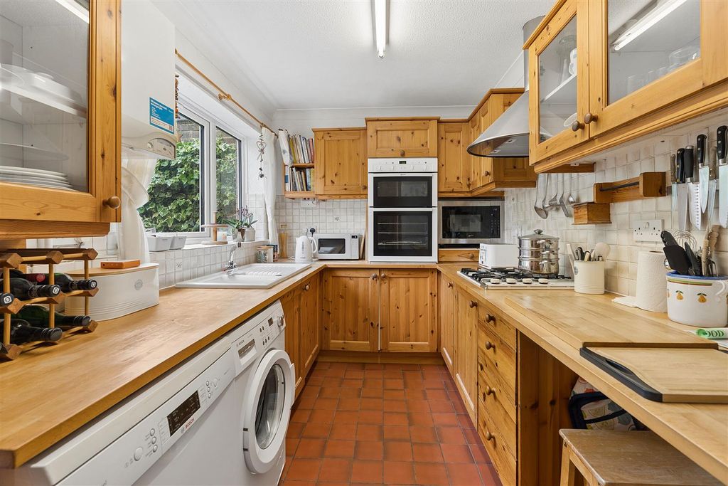 Additional image 5 of 3 bed terraced house for saleCaling Croft, New Ash Green DA3