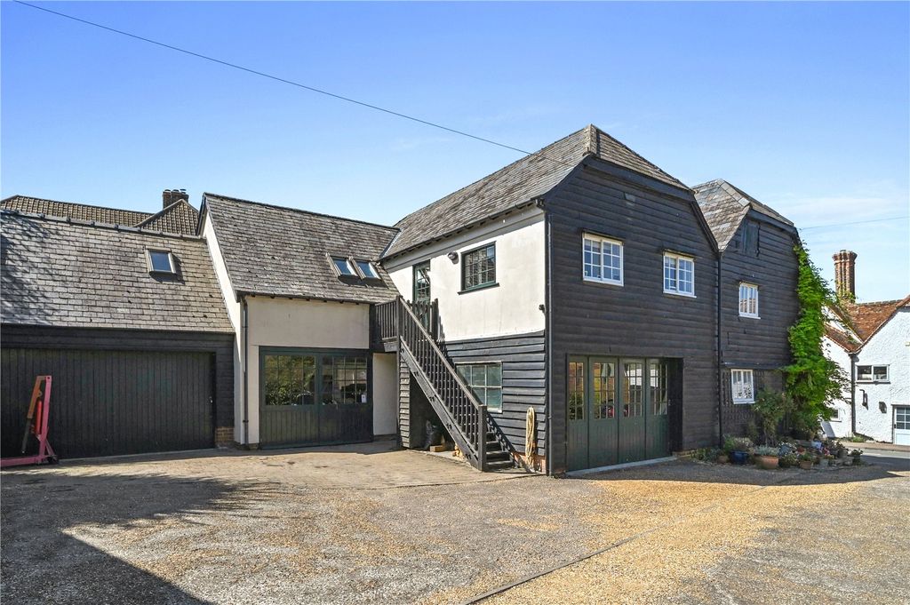 Property photo 1 of 27 Picture No. 24