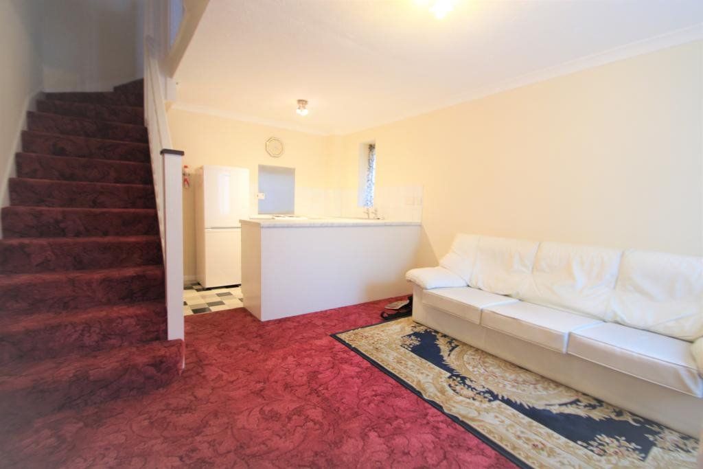Property photo 1 of 5