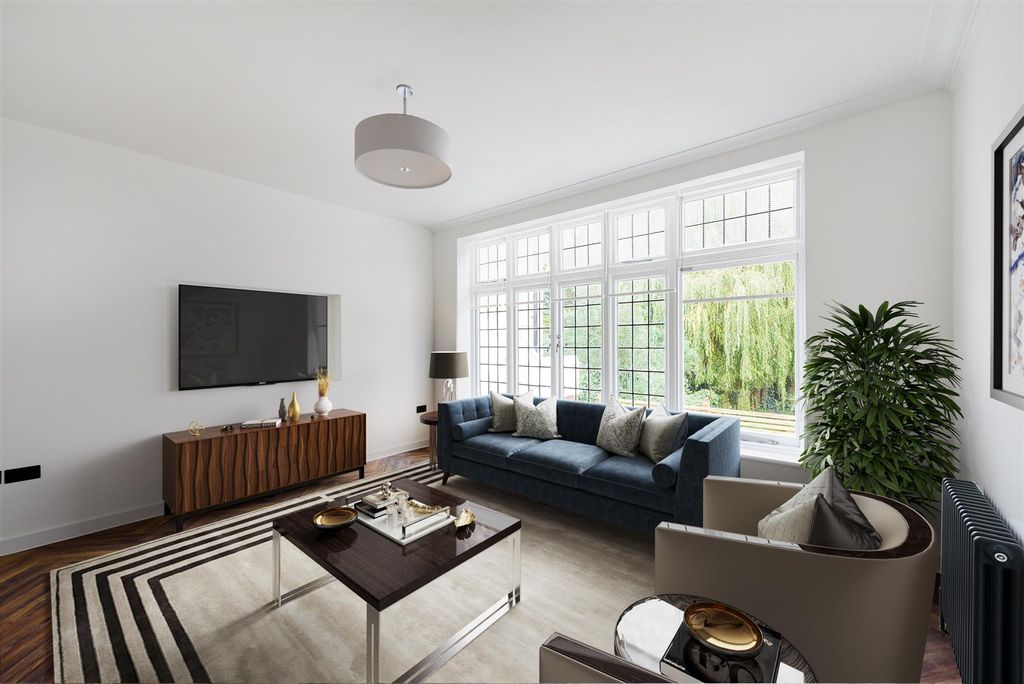 Property photo 2 of 13