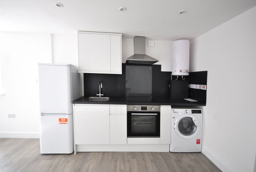 Property photo 2 of 5