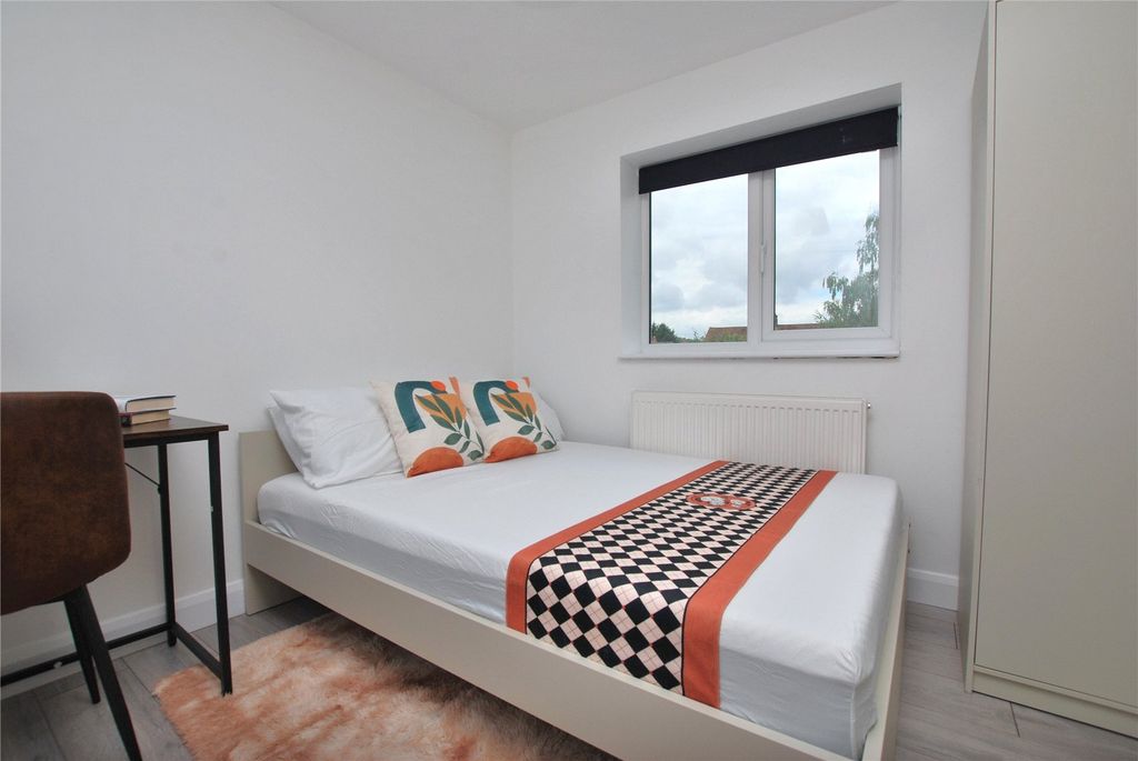 Property photo 1 of 7 Picture No. 08