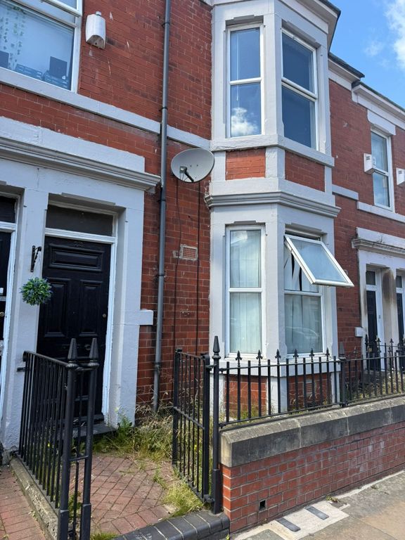 Property photo 1 of 1