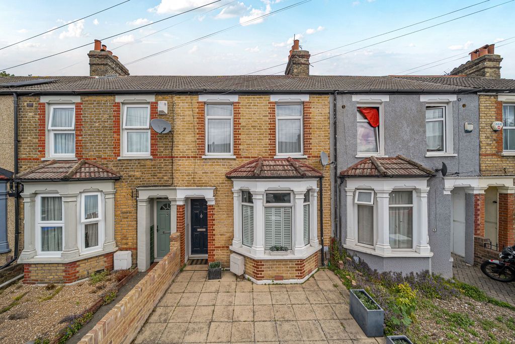 Property photo 1 of 13 1469948-2-6A2160d...