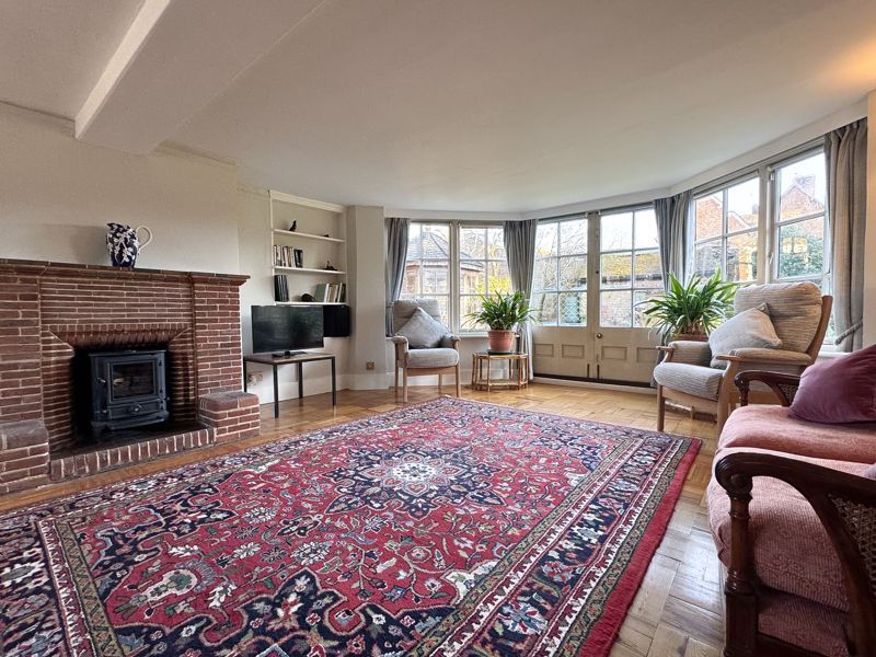 Property photo 1 of 23 Living Room