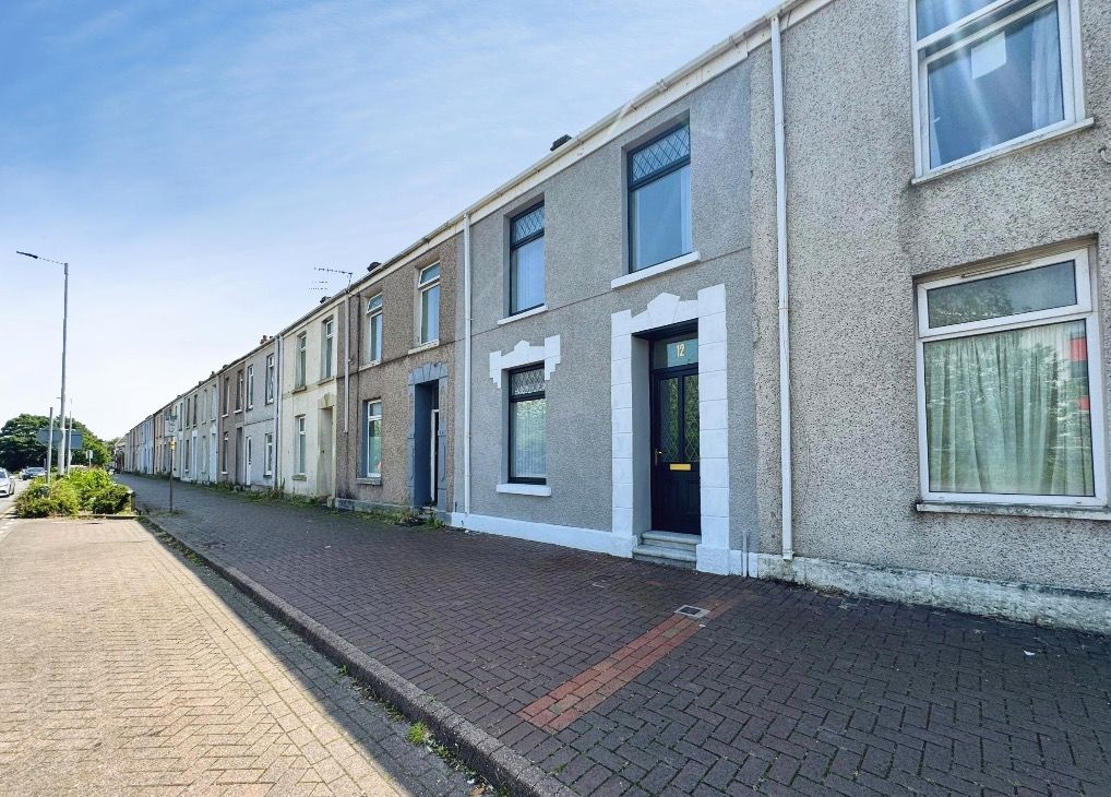 Property photo 1 of 30 4878570