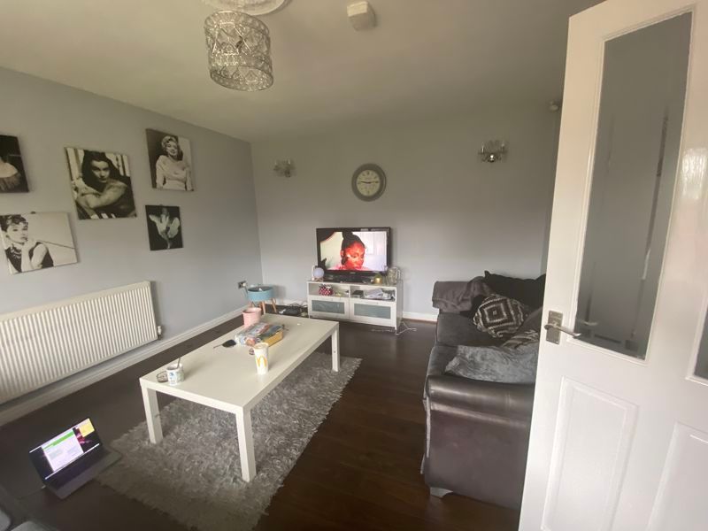 Property photo 3 of 9 Photo 26