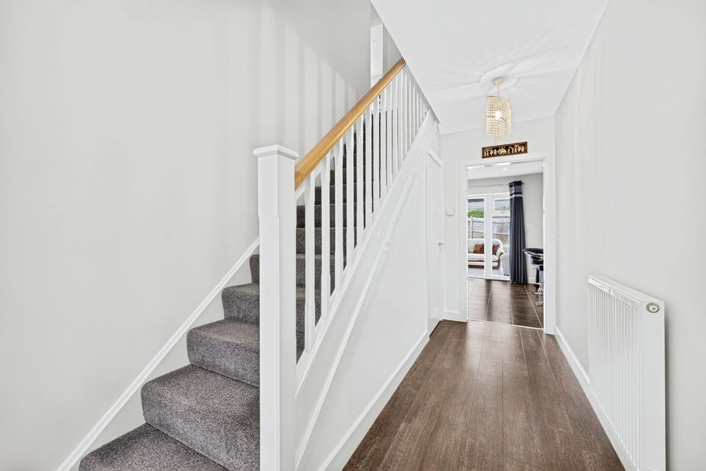 Property photo 2 of 23 Pbox-Img.Jpg