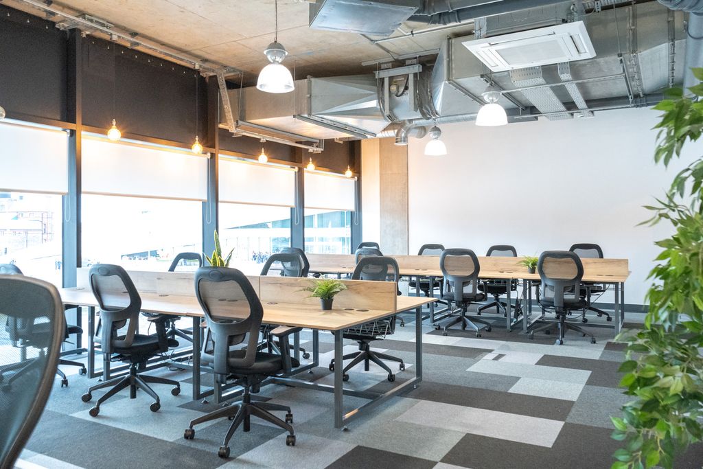 Property photo 3 of 5 Private Office