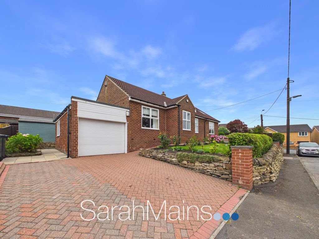 Property photo 1 of 17 External