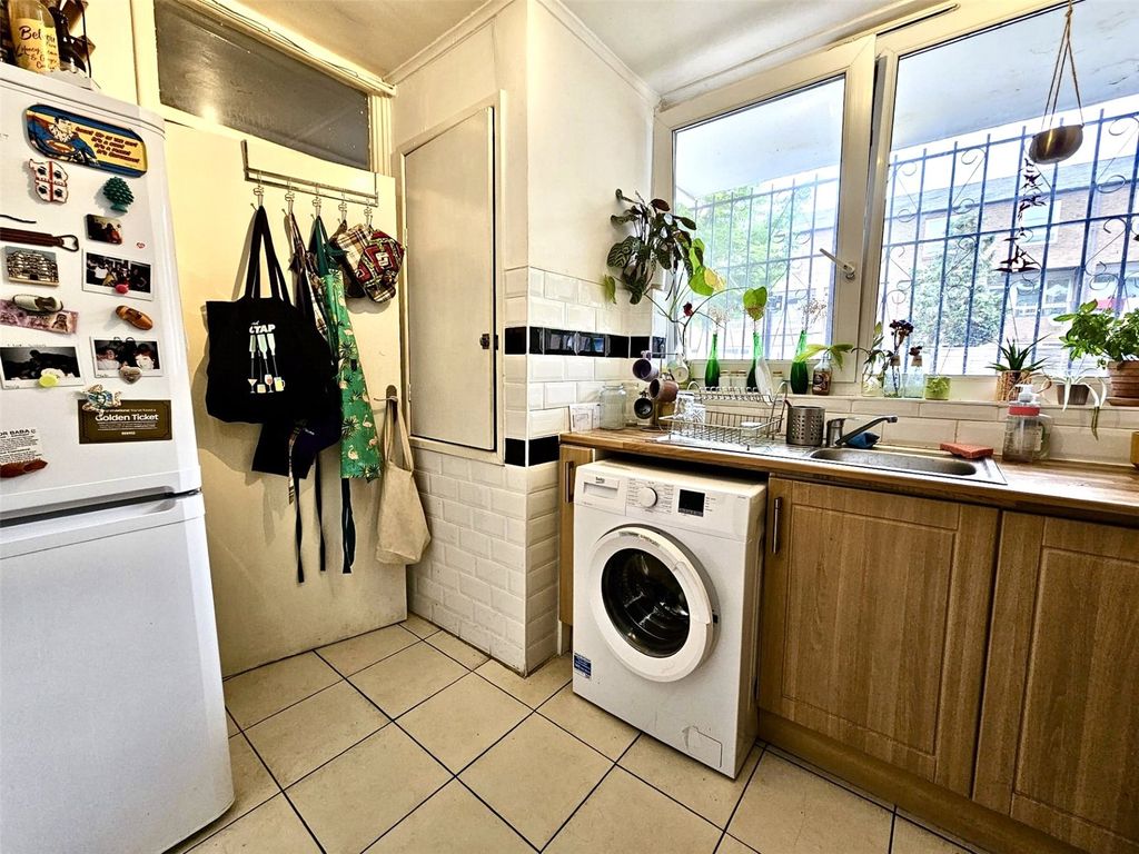 Property photo 3 of 11 Picture No. 04