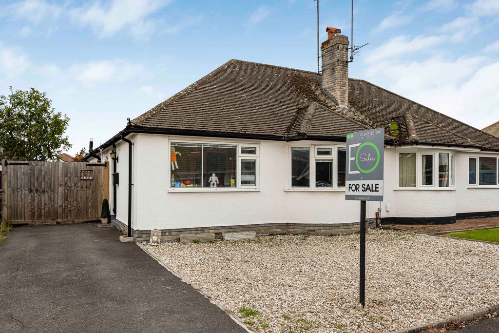 Property photo 1 of 17