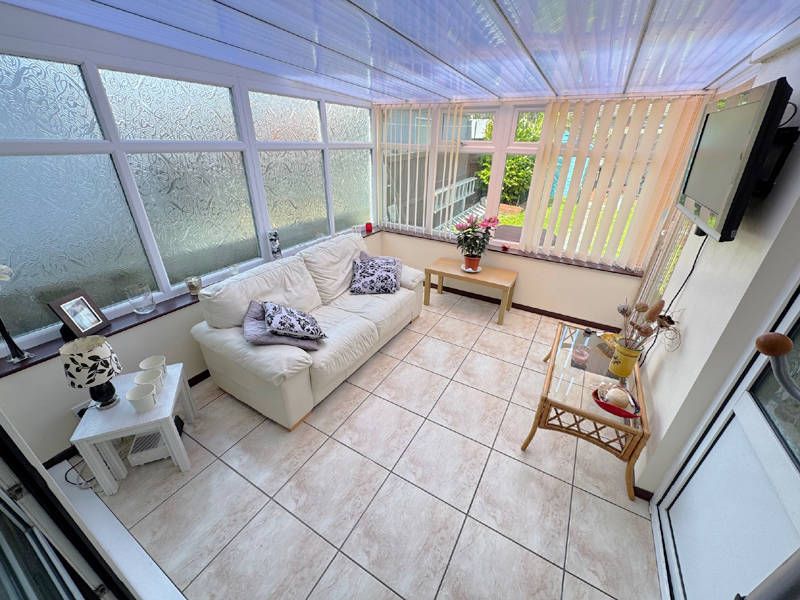 Property photo 3 of 24 Conservatory