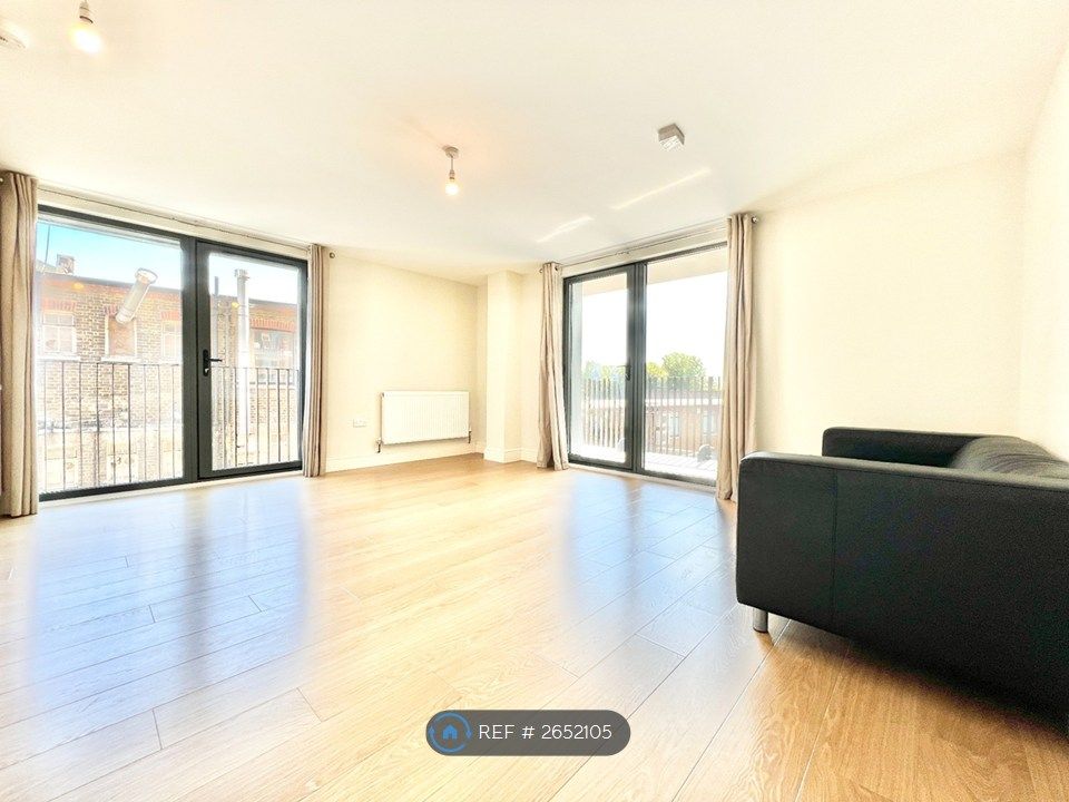 Property photo 2 of 12