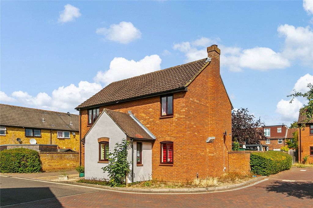 Property photo 1 of 26 Picture No. 04