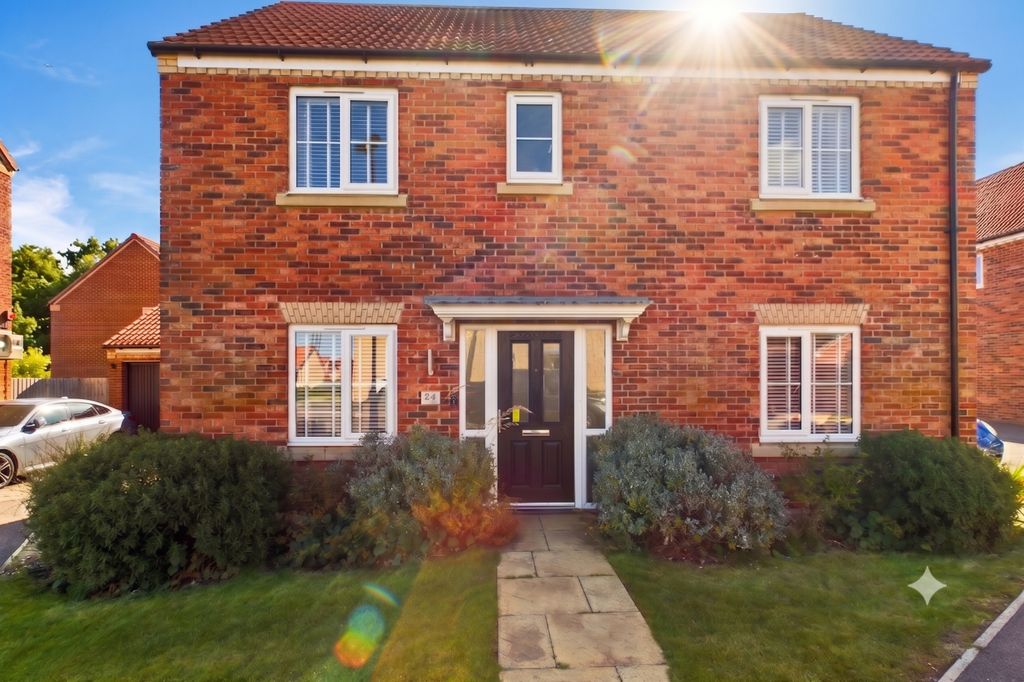 Property photo 1 of 29 Book Now To View This Beautiful 4 Bed Home In A Qu