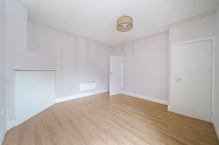 Property photo 3 of 13 Picture No. 18