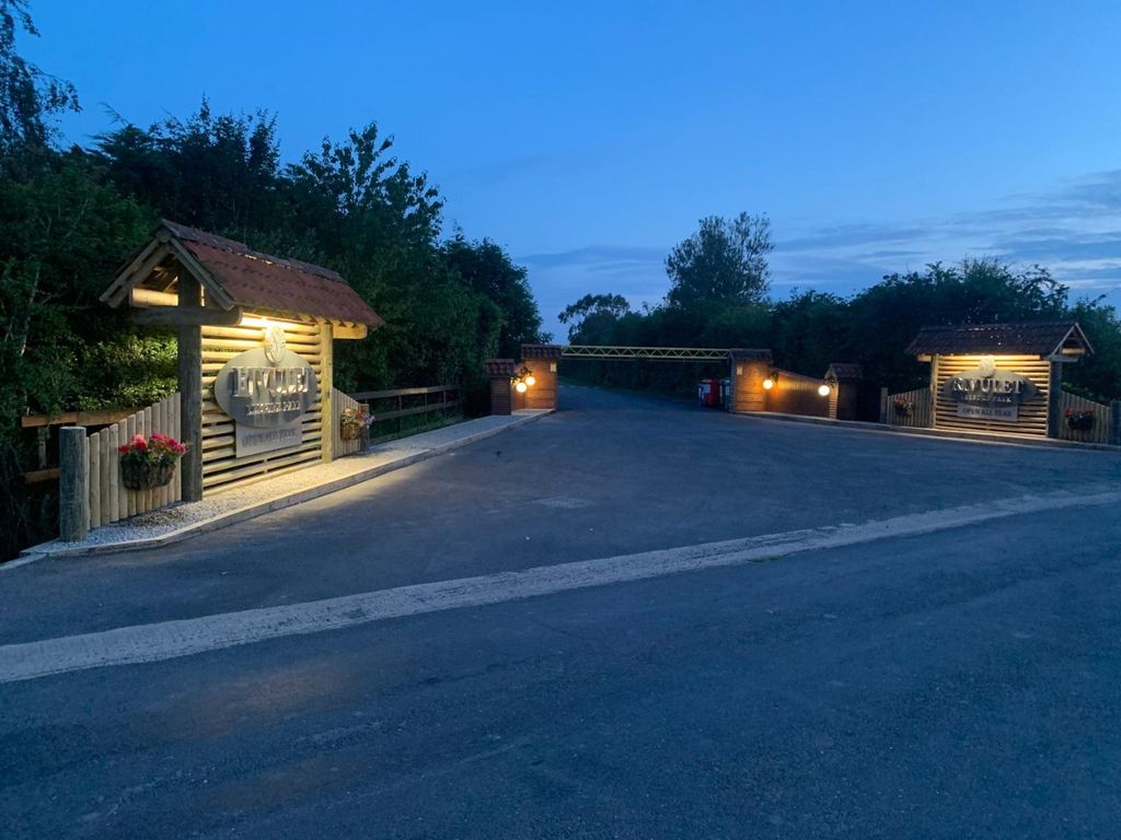 Property photo 3 of 31 4206863