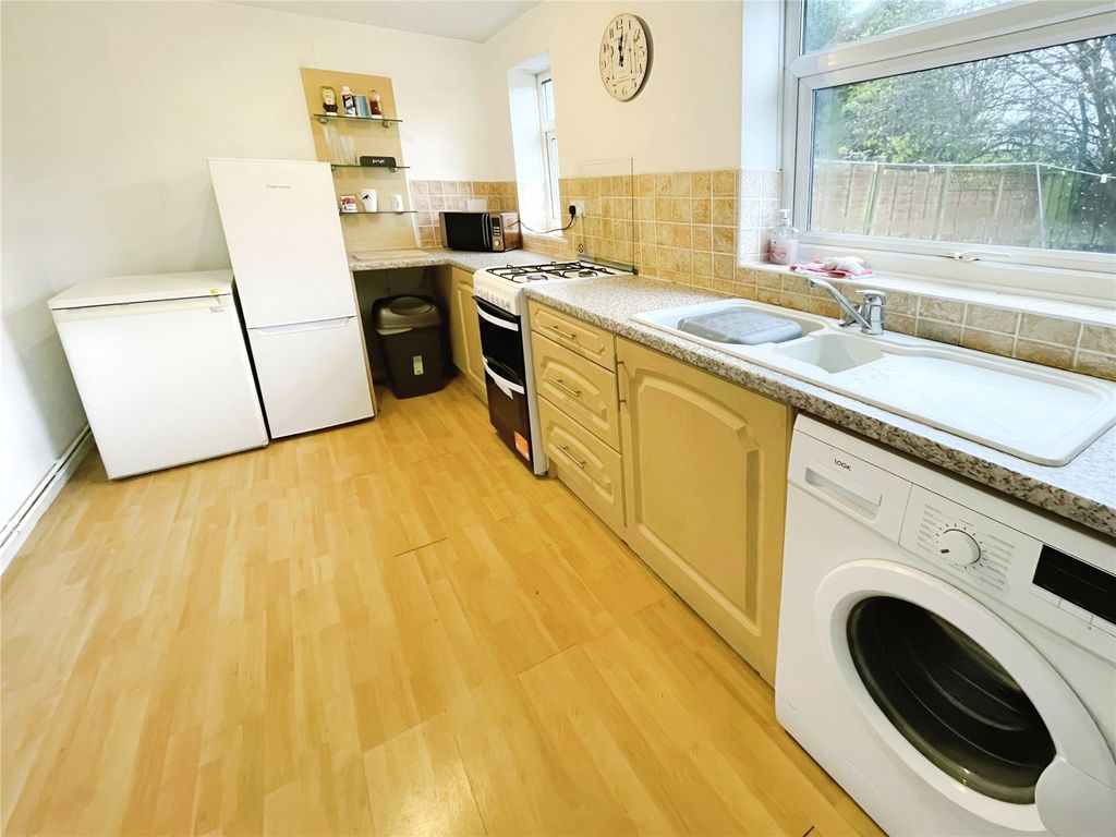 Property photo 3 of 5 Kitchen/Diner