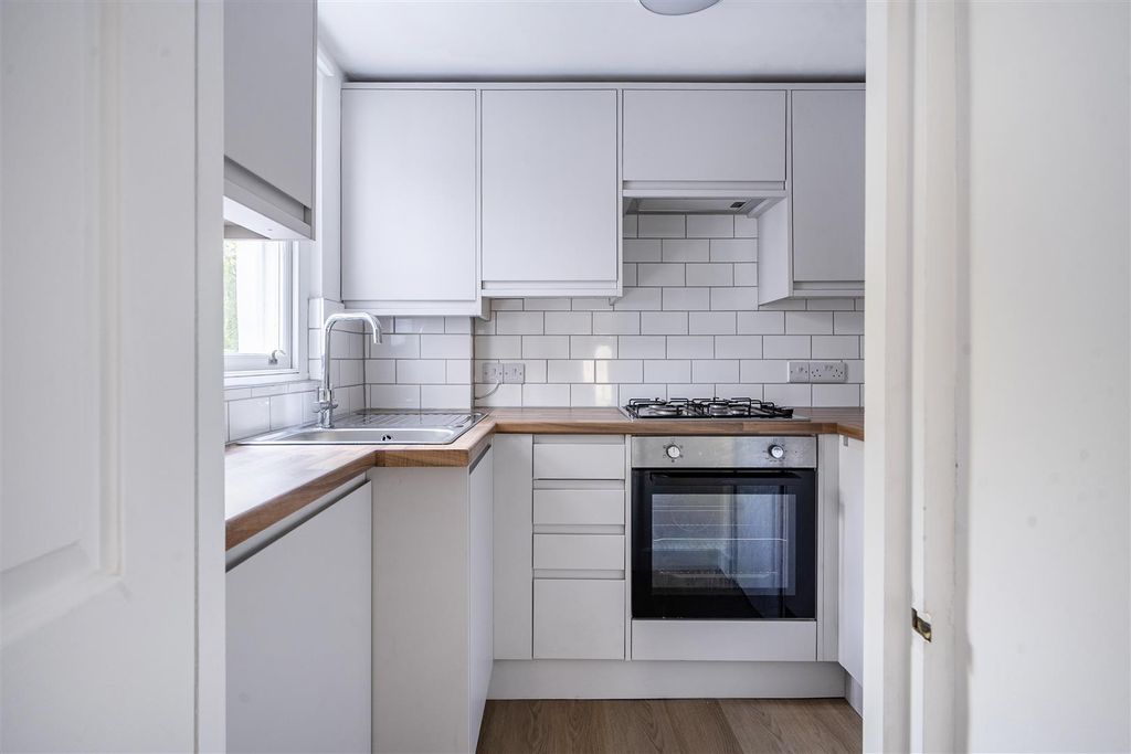 Property photo 3 of 15 1452945 (11).Jpg
