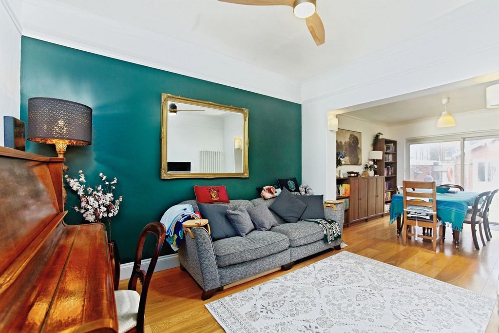 Property photo 1 of 18 Photo