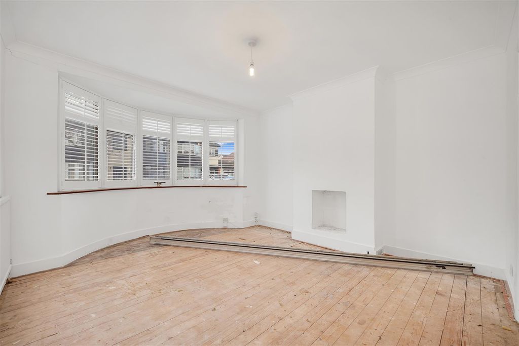 Property photo 2 of 24 Dsc00084.Jpg