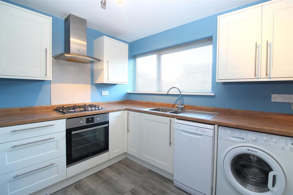 Property photo 2 of 11 Img_8576.Jpg