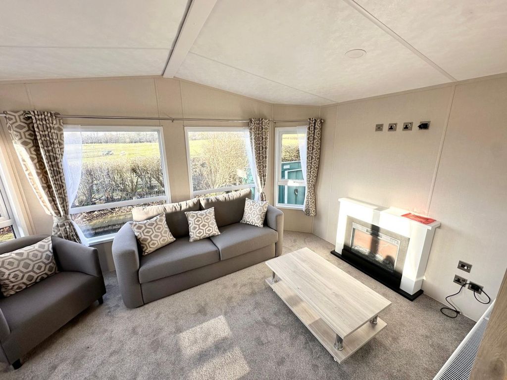 Property photo 1 of 5 Delta Carlton 4 Scaled.Jpg