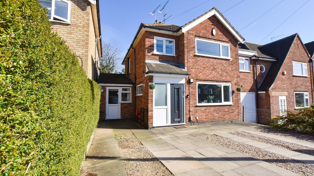 Property photo 1 of 26