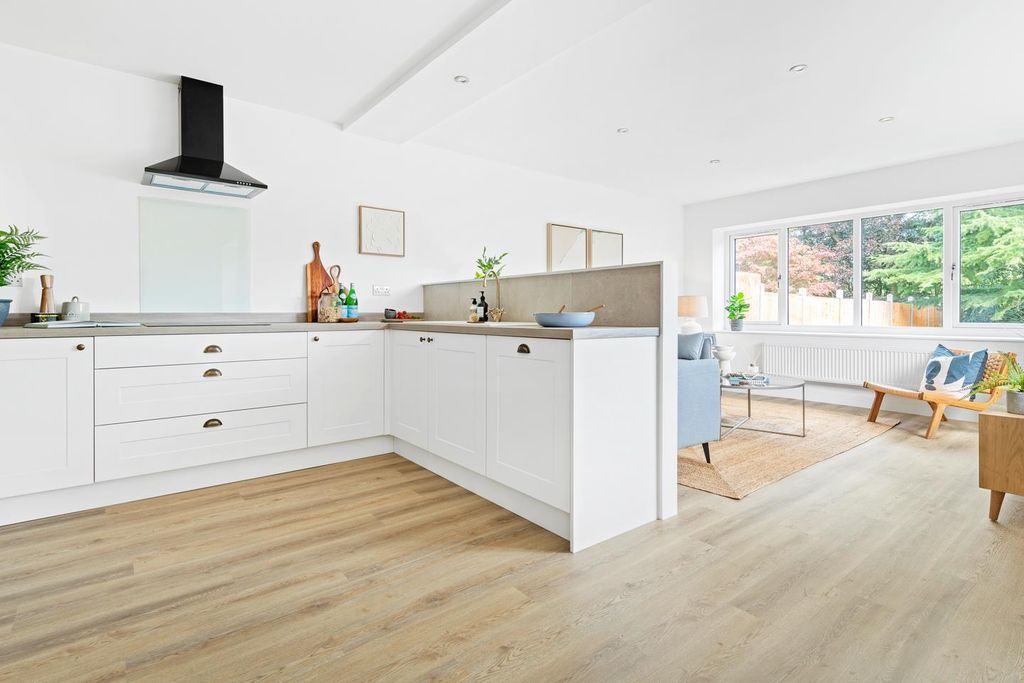 Property photo 2 of 29 Efwqnvy6Heosvn6Qf_Xocw.Jpg