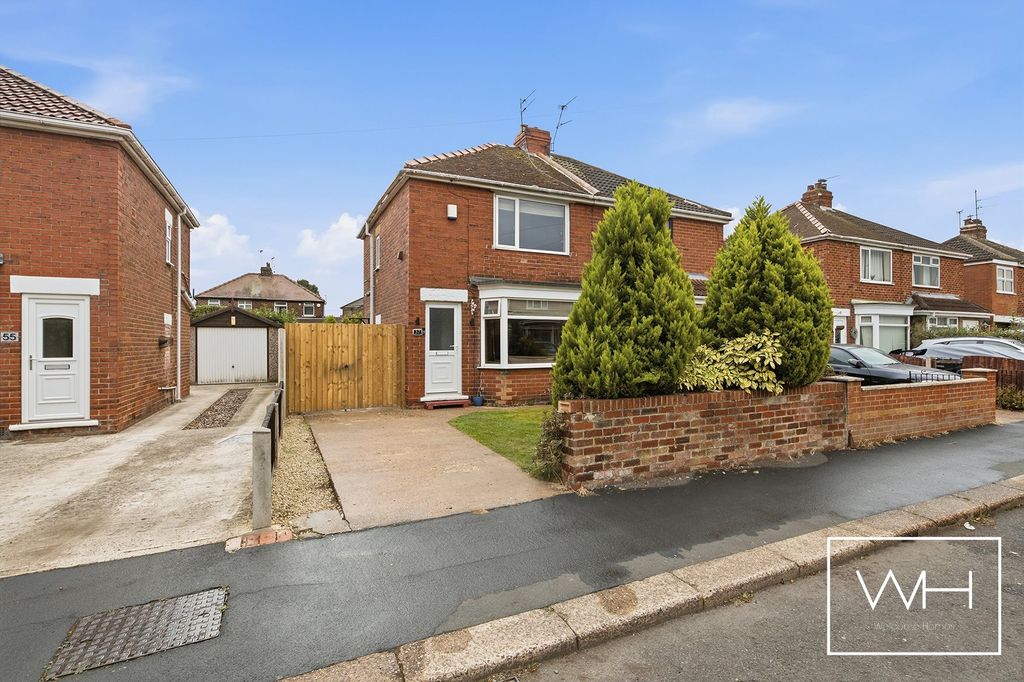 Property photo 1 of 20 57 Crompton Avenue, Sprotbrough 01