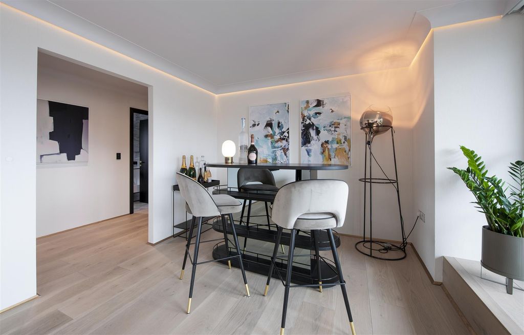 Additional image 7 of 5 bed flat to rentCentury Buildings, St Mary's Parsonage, Manchester M3